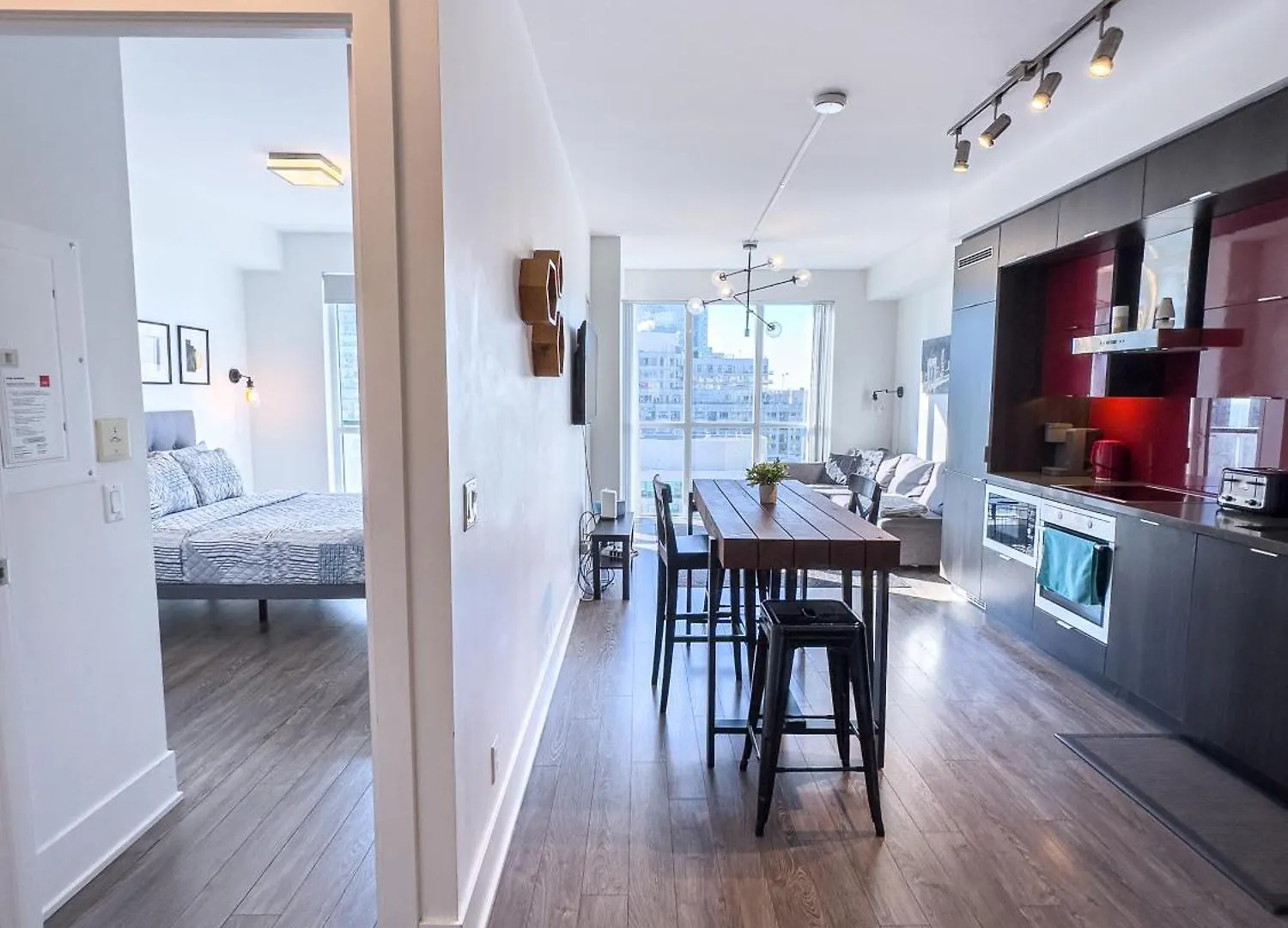 Comfort Front Suites Cn Tower View & Free Parking تورونتو شقة