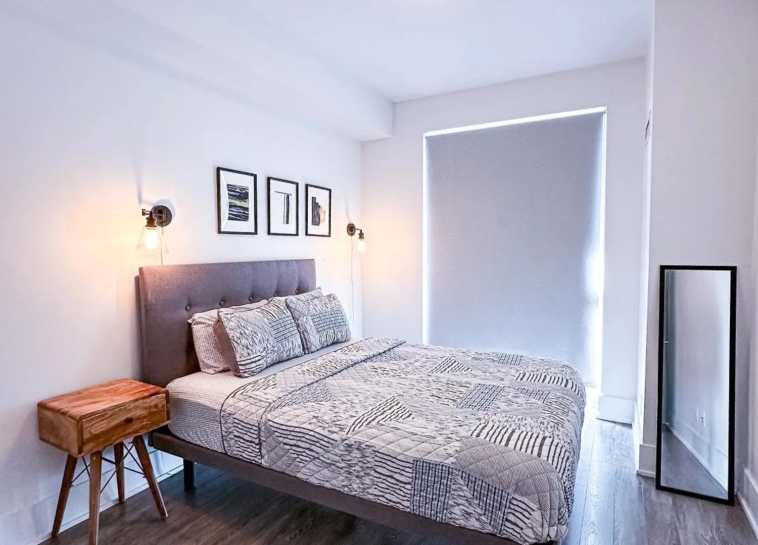 Comfort Front Suites Cn Tower View & Free Parking Toronto Apartment