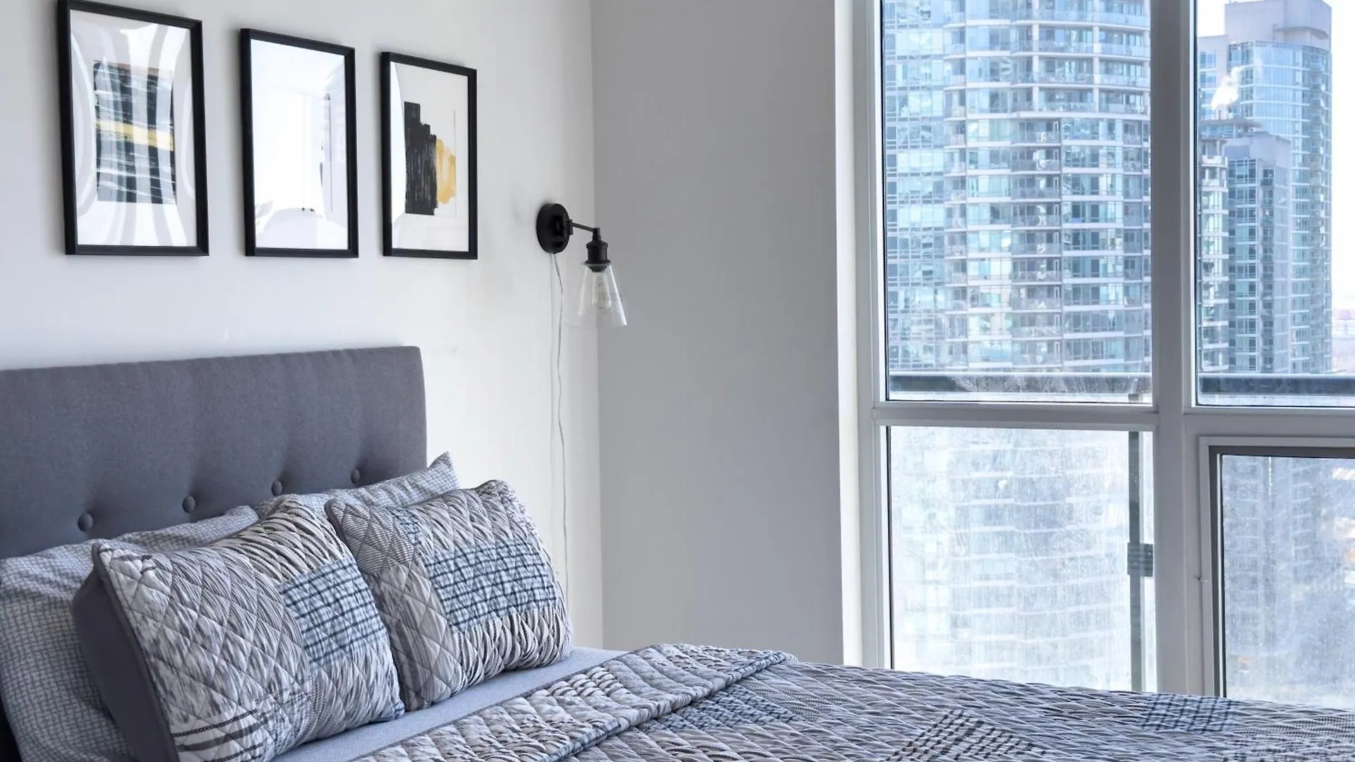 Comfort Front Suites Cn Tower View & Free Parking Toronto