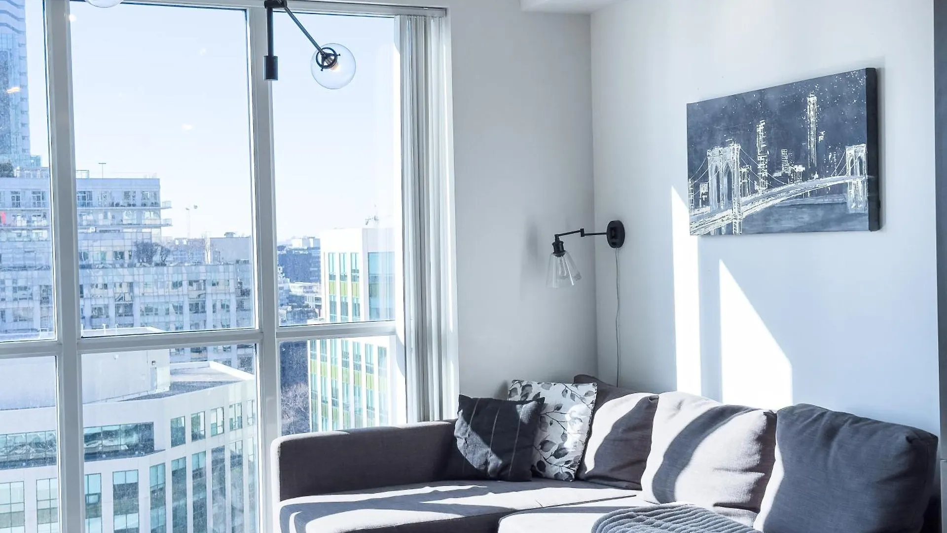 Comfort Front Suites Cn Tower View & Free Parking Toronto