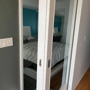Lovely- 1 Bedroom With Pool Apartment