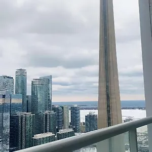Executive 2 Beds With Lakeview Cn Tower Rogers Centre Toronto Island Entertainment District Apartment